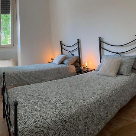 Casa Polly 2 - Ampio E Comodo Appartamento A Voghera Exteriér fotografie