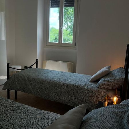 Casa Polly 2 - Ampio E Comodo Appartamento A Voghera Exteriér fotografie