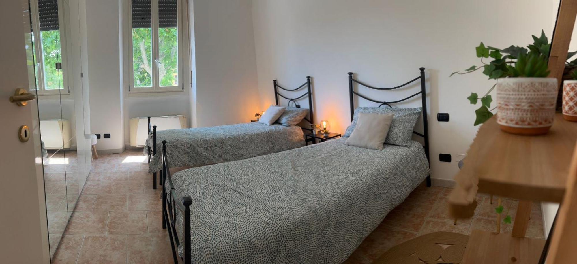 Casa Polly 2 - Ampio E Comodo Appartamento A Voghera Exteriér fotografie