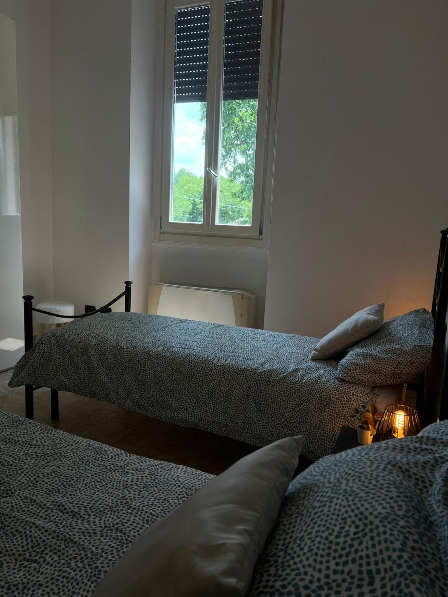 Casa Polly 2 - Ampio E Comodo Appartamento A Voghera Exteriér fotografie